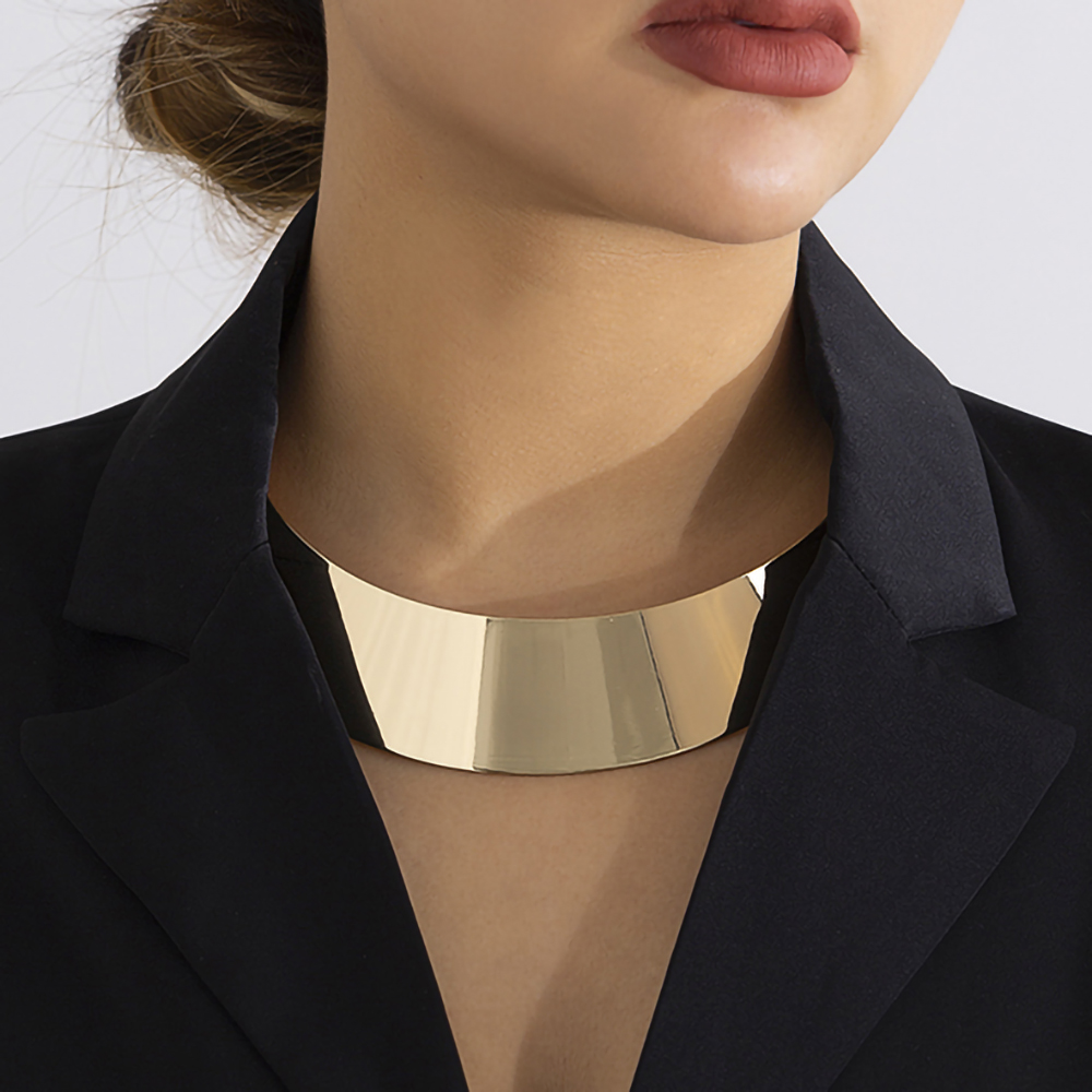 Street Fashion Europe - IngeSight.Z Europe Street Wide Short Necklaces