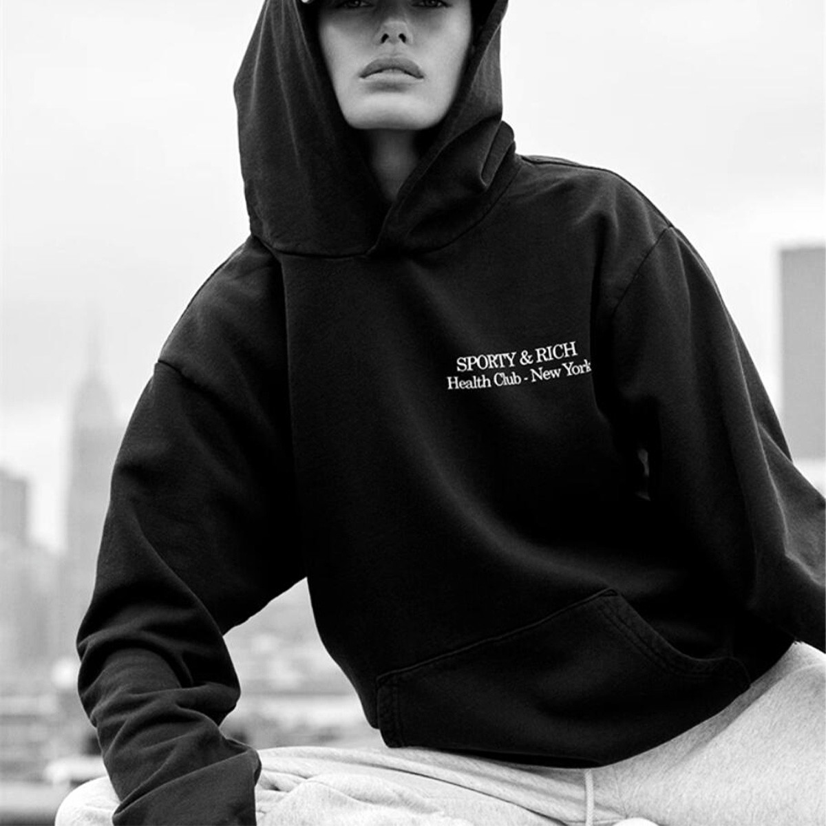 Health Club New York Letters P - огляд і ціна Street Fashion Of New York